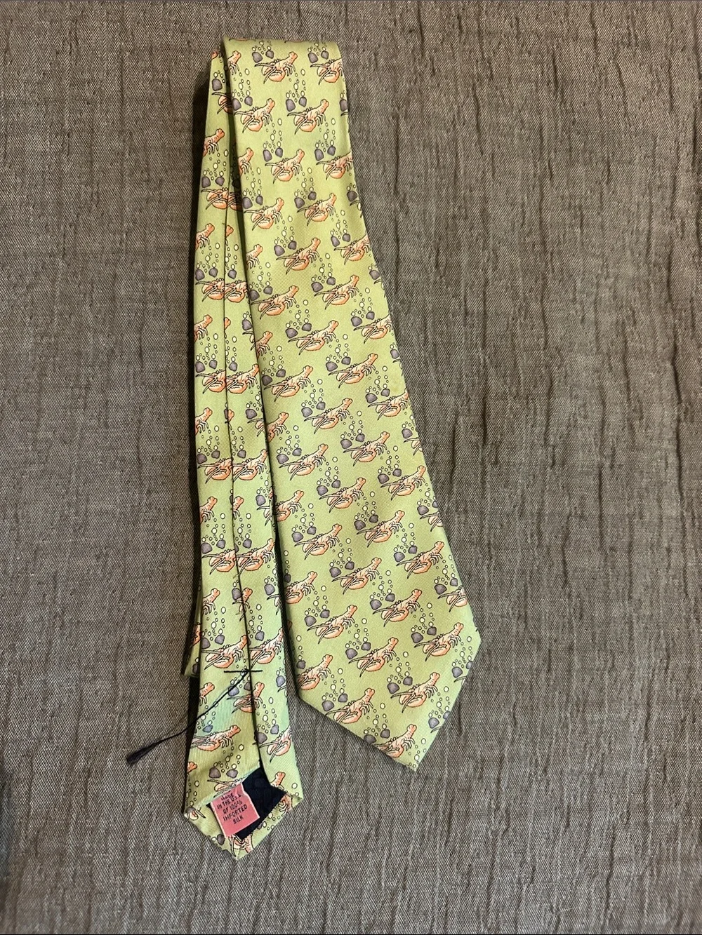 Vineyard Vines Light Green Novelty Fish Print Silk Tie